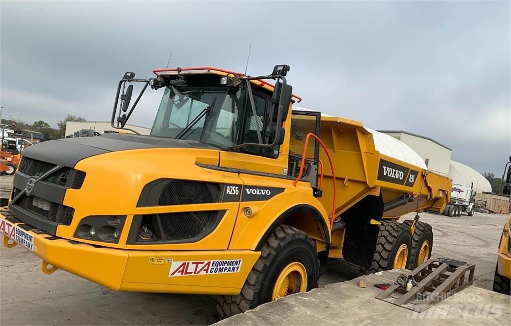 Volvo A25G Midjestyrd dumper