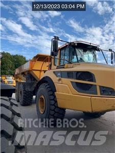 Volvo A40G Midjestyrd dumper