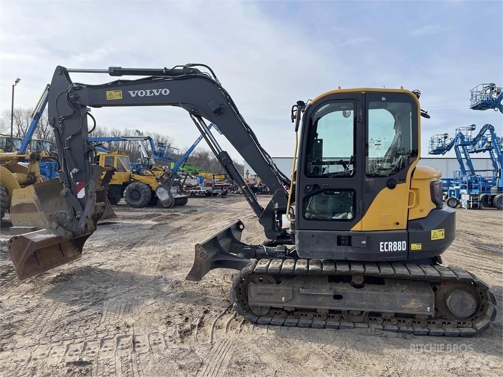Volvo ECR88D Bandgrävare
