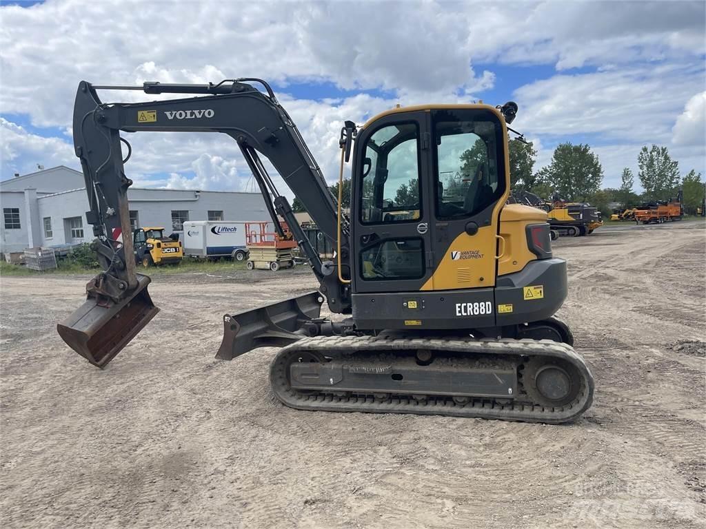 Volvo ECR88D Bandgrävare