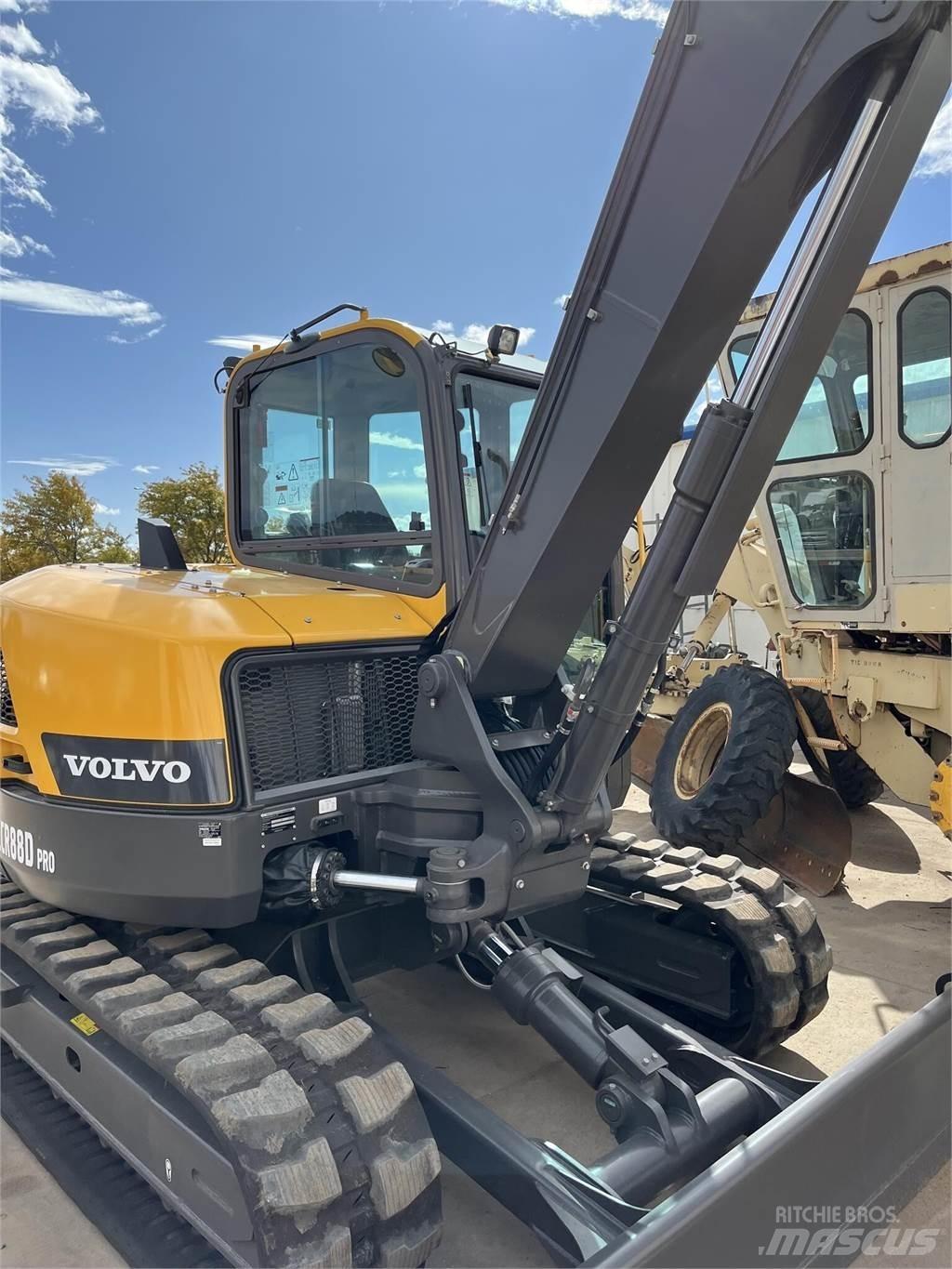 Volvo ECR88D Bandgrävare