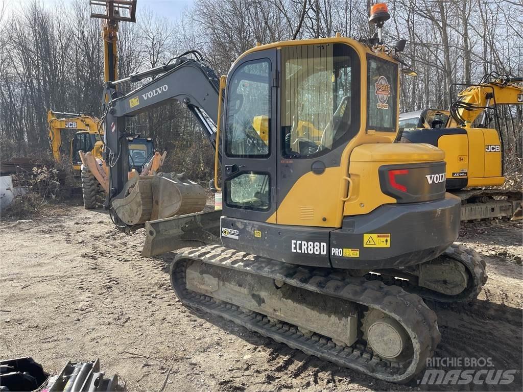 Volvo ECR88D Bandgrävare