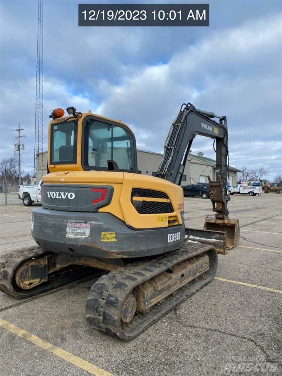 Volvo ECR88D Bandgrävare