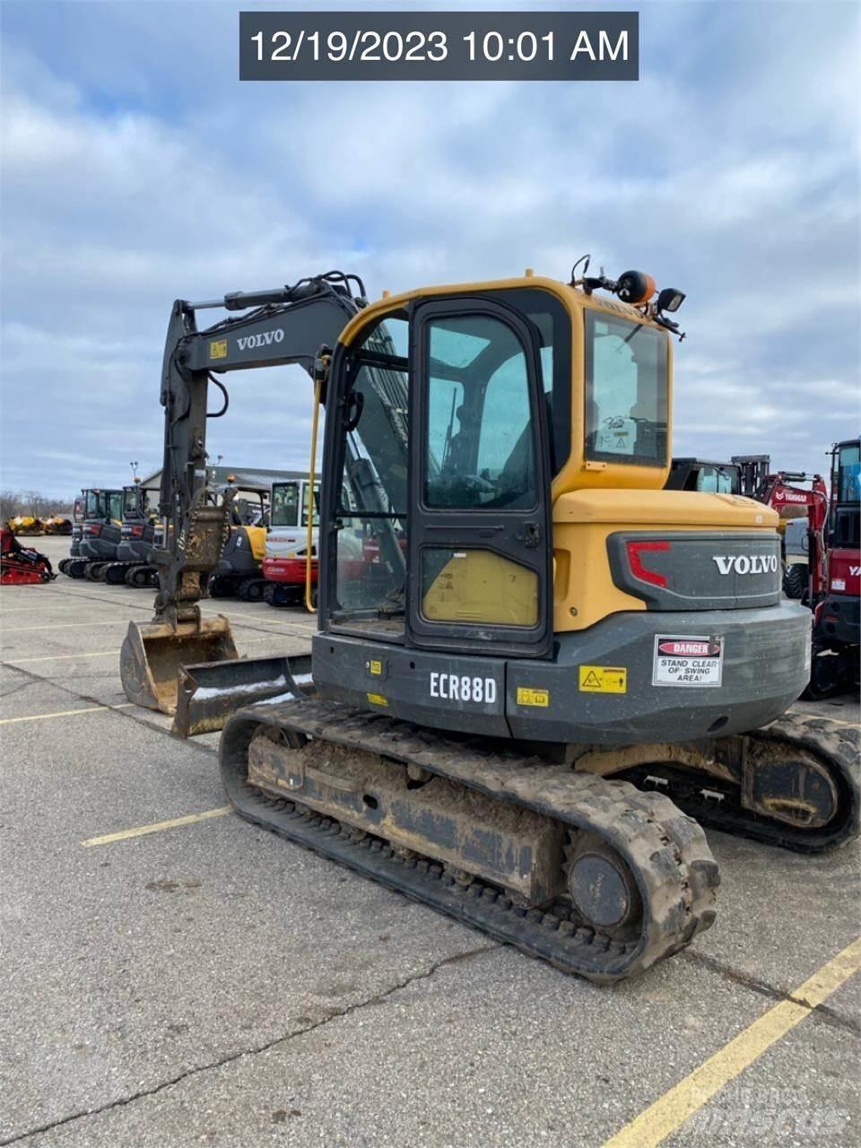 Volvo ECR88D Bandgrävare