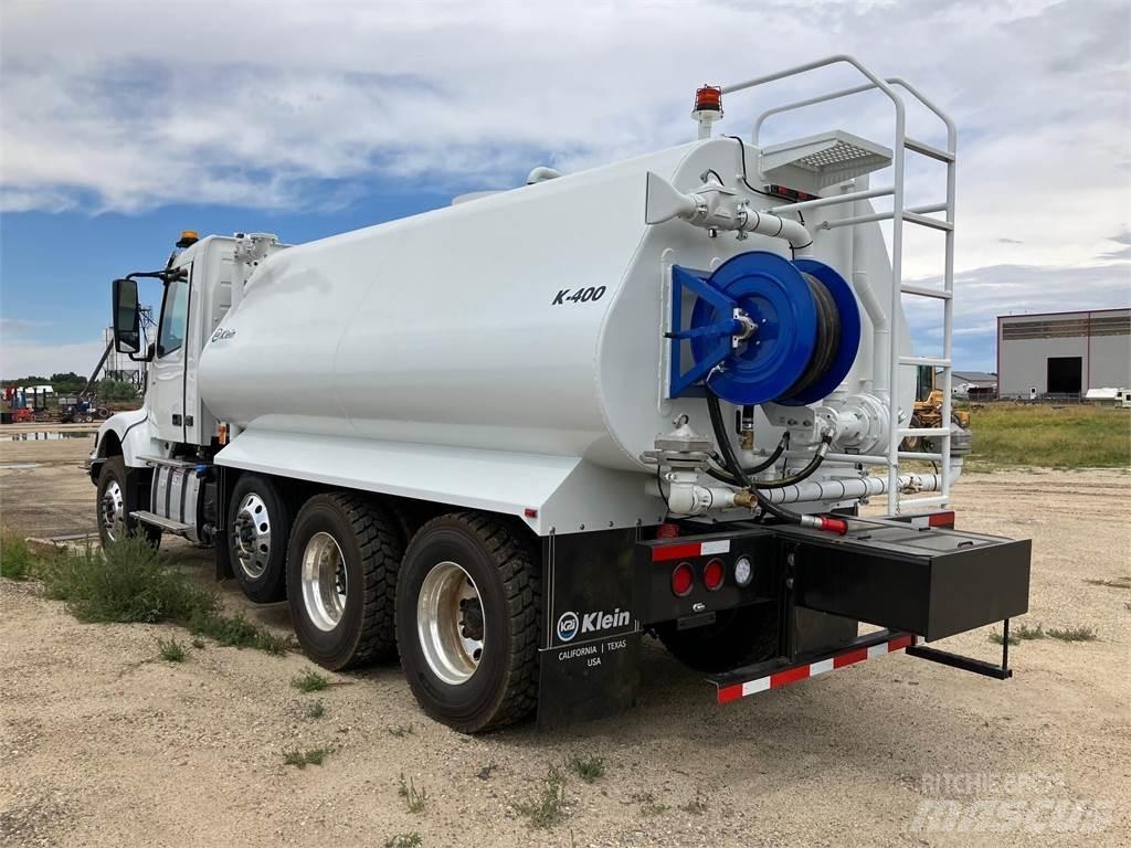 Volvo VHD84F300 Tankbilar