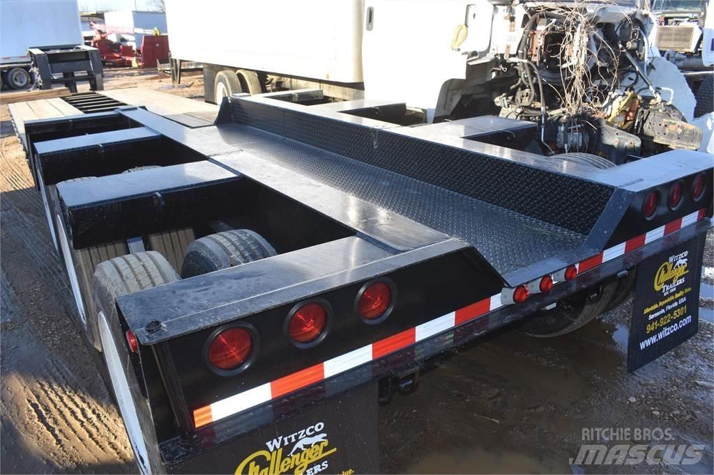 Witzco CHALLENGER Låg lastande semi trailer