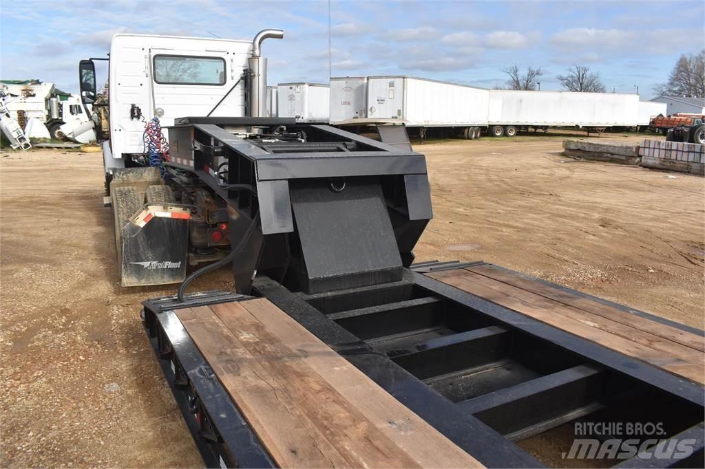 Witzco CHALLENGER Låg lastande semi trailer