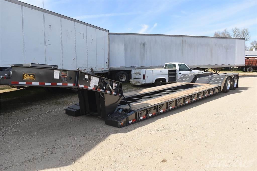 Witzco CHALLENGER Låg lastande semi trailer