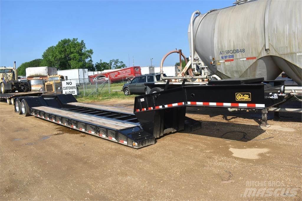 Witzco CHALLENGER Låg lastande semi trailer