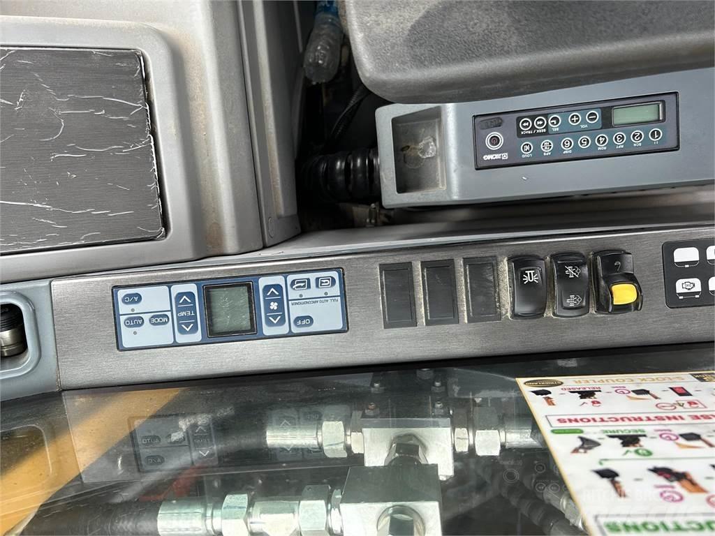 XCMG XE150U Bandgrävare