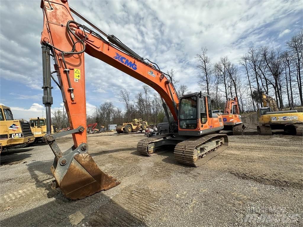 XCMG XE210CU Bandgrävare