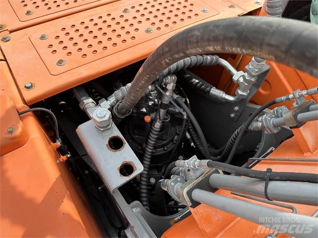 XCMG XE210CU Bandgrävare