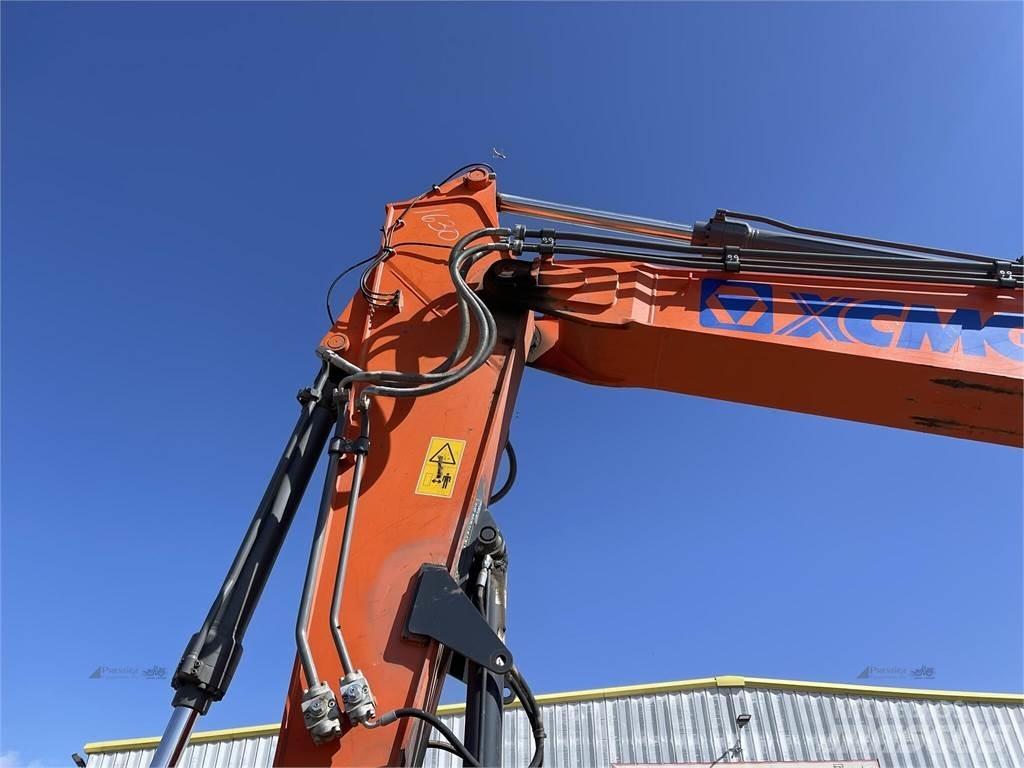 XCMG XE210U Bandgrävare