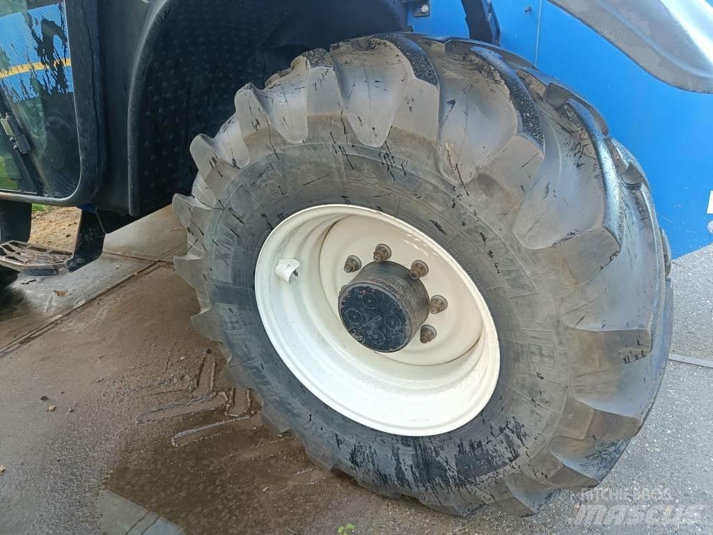 New Holland LM7.35 Redskapsbärare för lantbruk
