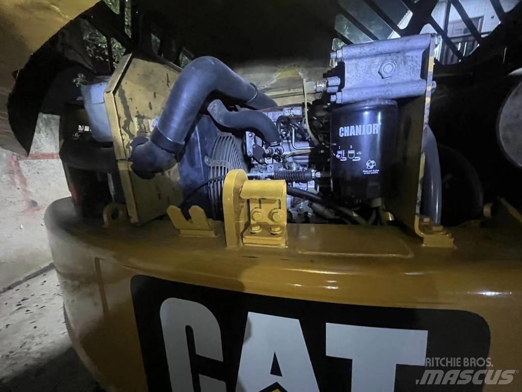 CAT 307 D Bandgrävare