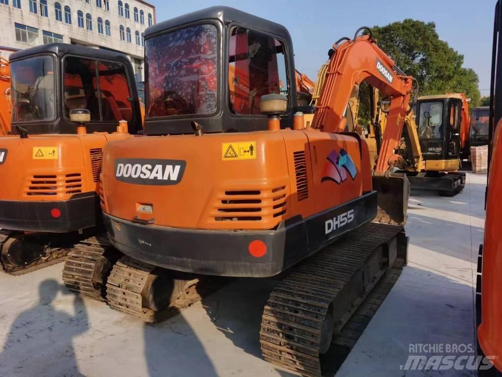 Doosan DH55 Bandgrävare