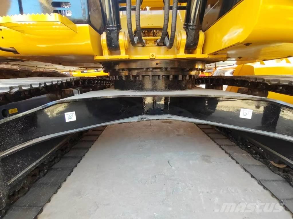 CAT 320 D Bandgrävare