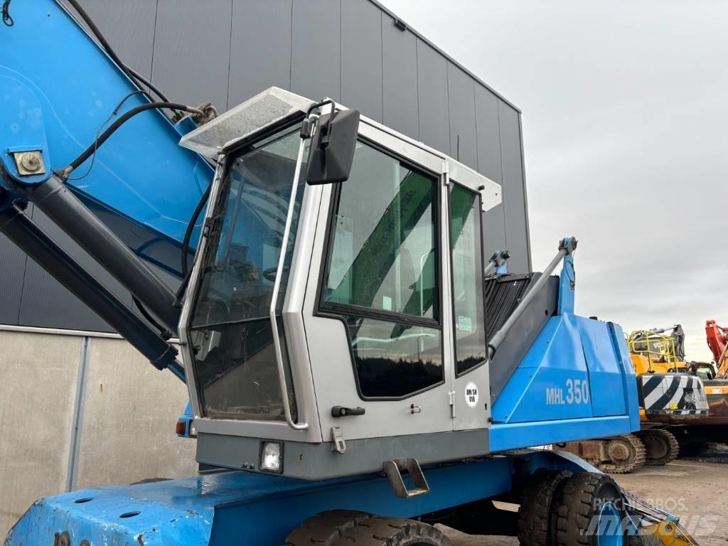 Fuchs MHL350  --  MHL 350 Avfalls / industri hantering