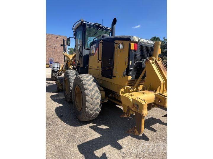 CAT 140 M Väghyvlar