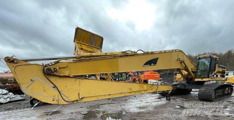 CAT 345 B L Bandgrävare