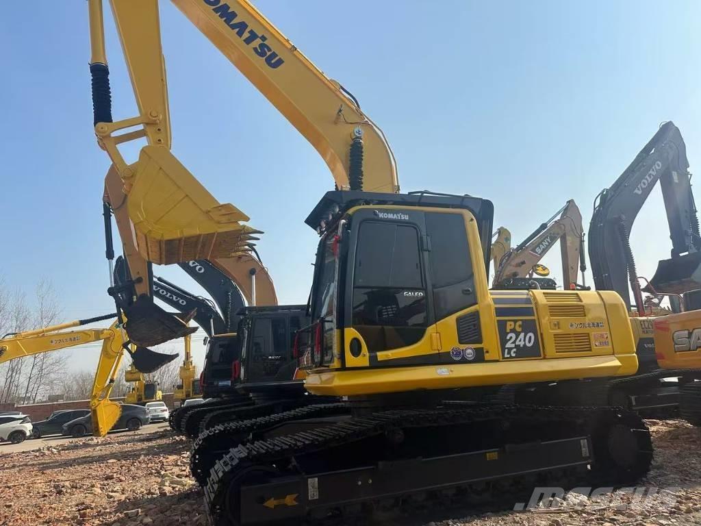 Komatsu PC 240 Bandgrävare