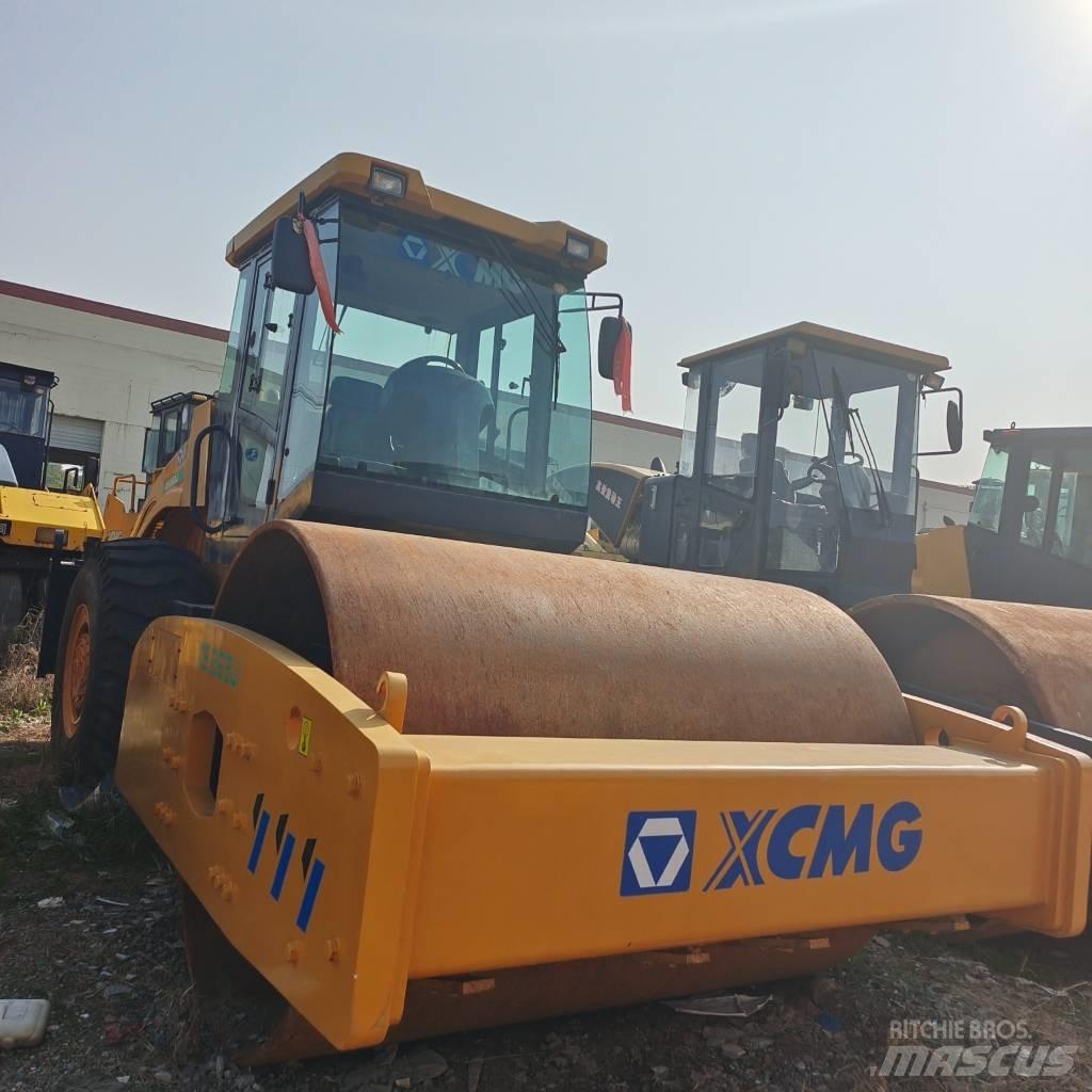 XCMG XS 263 J Envalsvältar