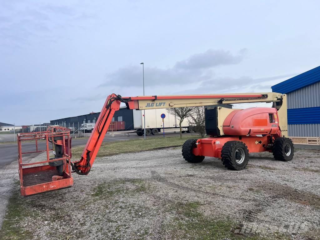 JLG 800 AJ Bomliftar