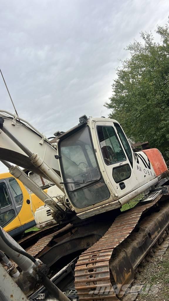 CASE CX 240 Hytter och interiör
