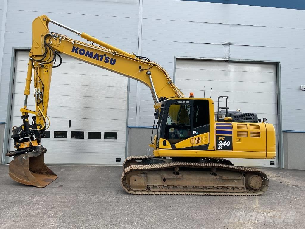 Komatsu PC240LC-11 Bandgrävare