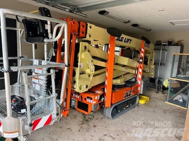 JLG 600AJ BOO Bomliftar
