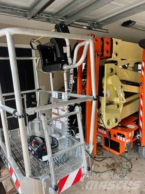 JLG 600AJ BOO Bomliftar
