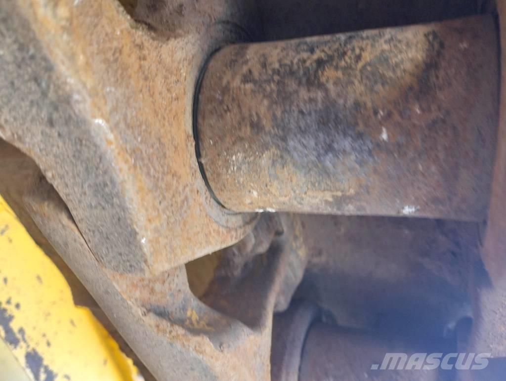 Komatsu D61PX-24EO Bandschaktare