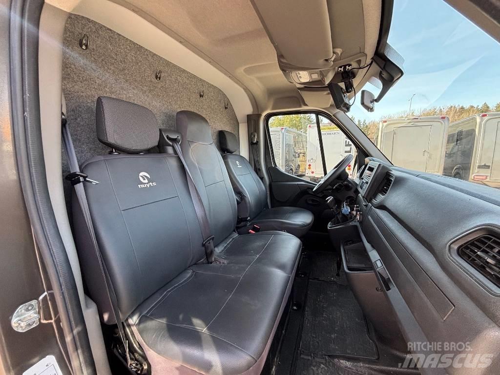 Renault Master Djurtransporter