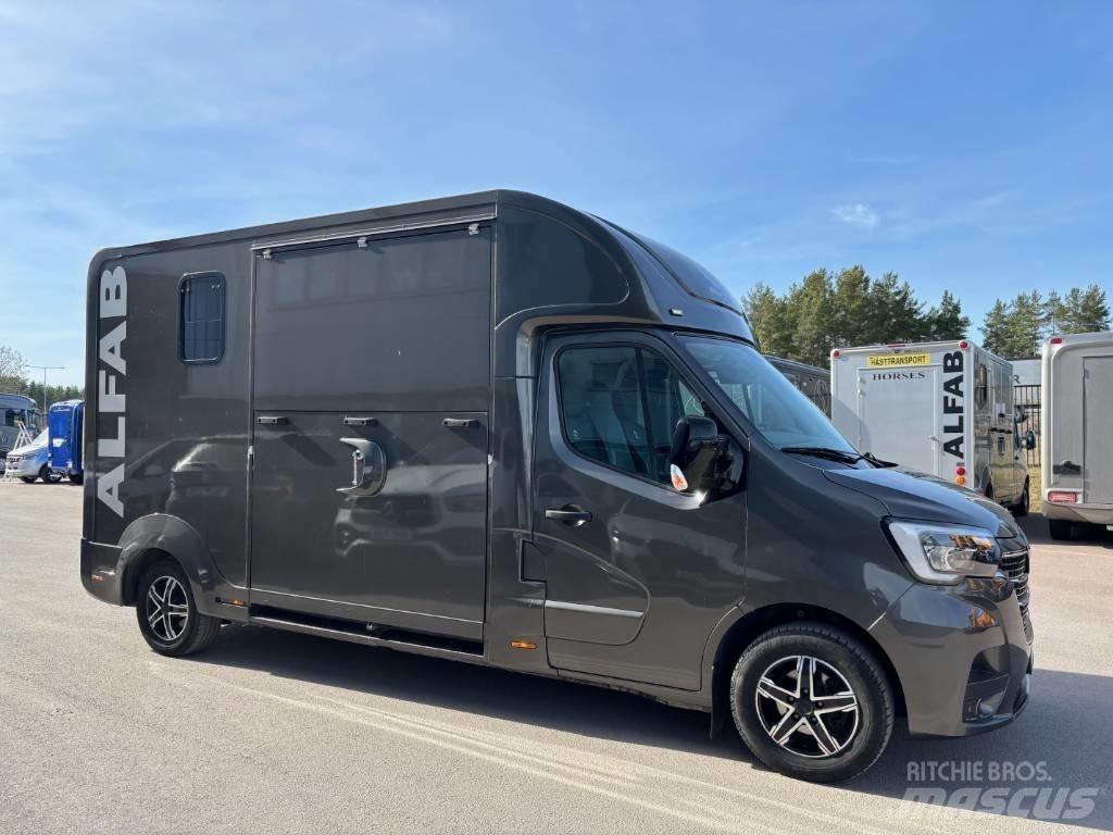 Renault Master Djurtransporter