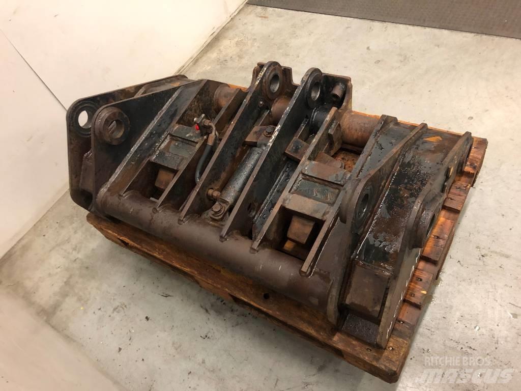 Volvo L 70 C Redskapsfäste/ adaptrar