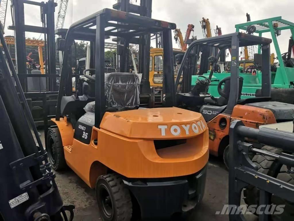 Toyota 3.5 ton Dieselmotviktstruckar