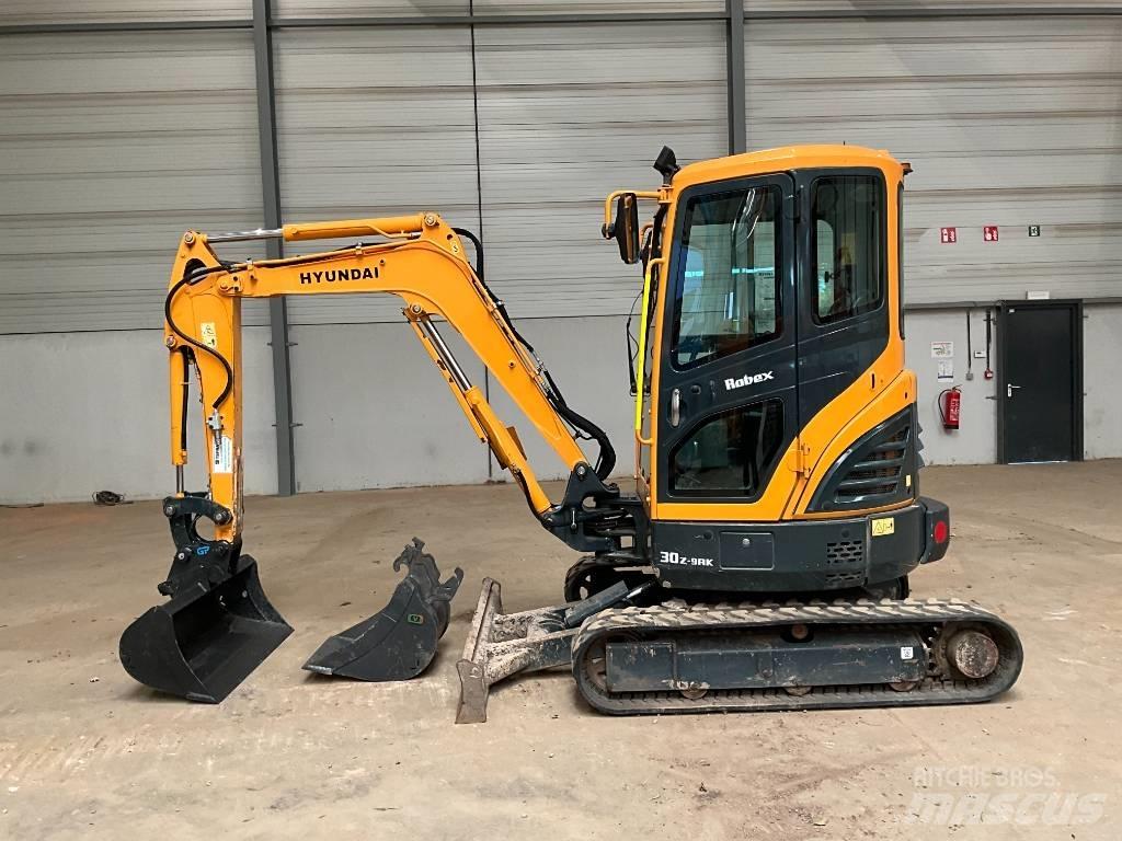 Hyundai 30 Z-9 AK Minigrävare < 7t