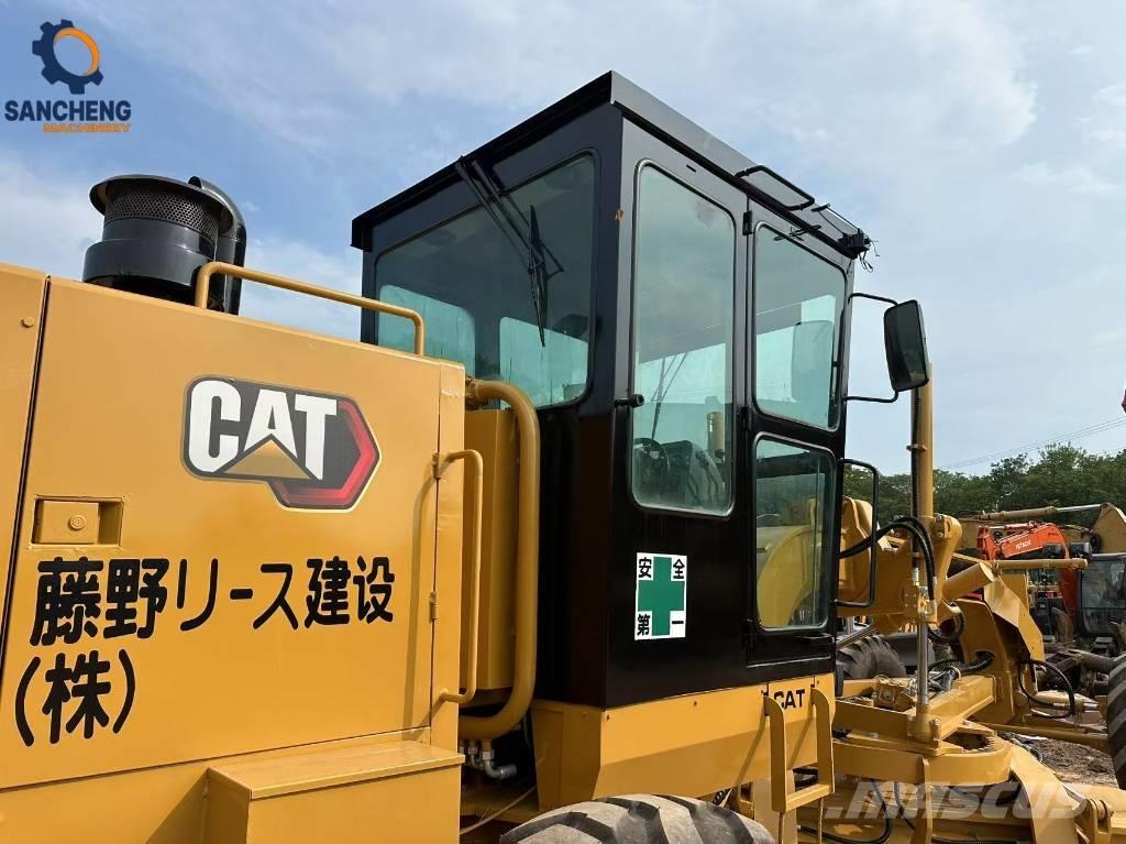 CAT 140 K Väghyvlar