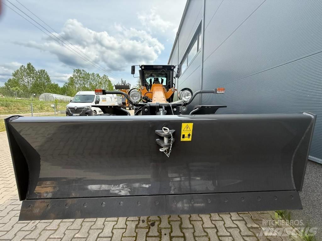 CASE 856 C AWD Väghyvlar