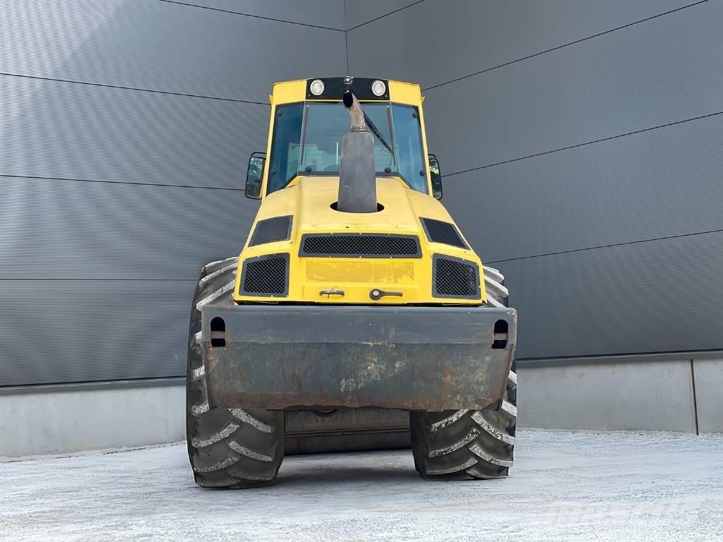 Bomag BW 213 DH-4 Envalsvältar