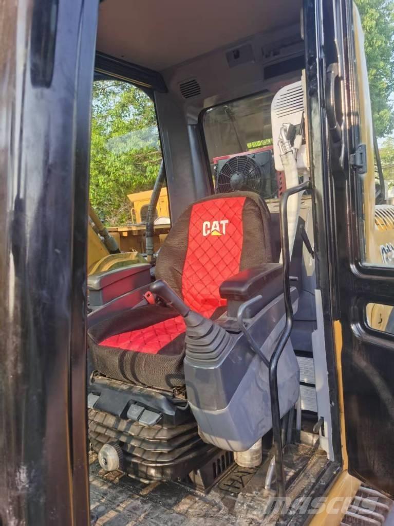 CAT 325 C Bandgrävare
