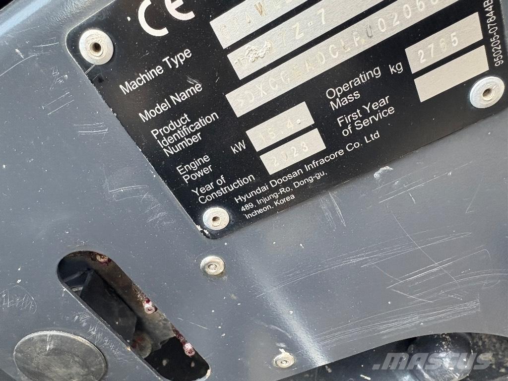 Doosan DX 27 Z Minigrävare < 7t