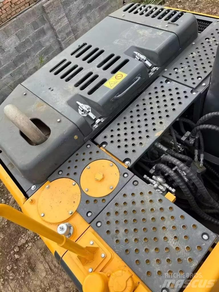 Volvo EC140 Bandgrävare