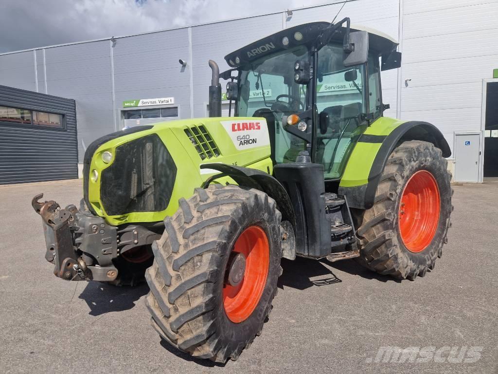 CLAAS Arion 640 CIS Traktorer