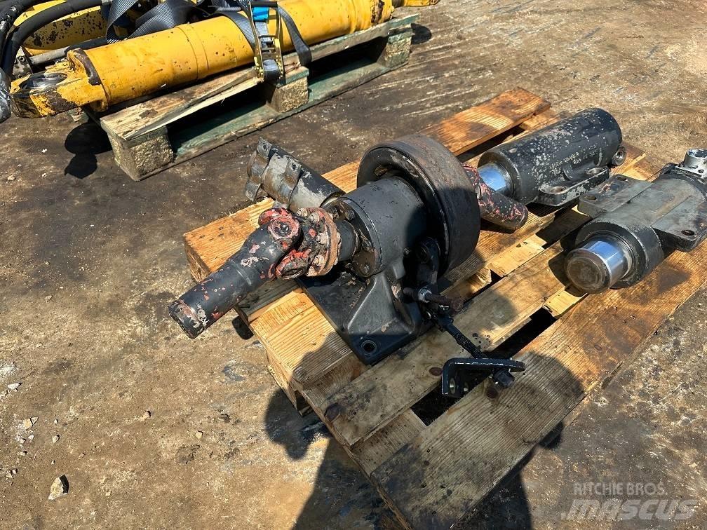 CAT 214 B FT gearbox Hjulgrävare