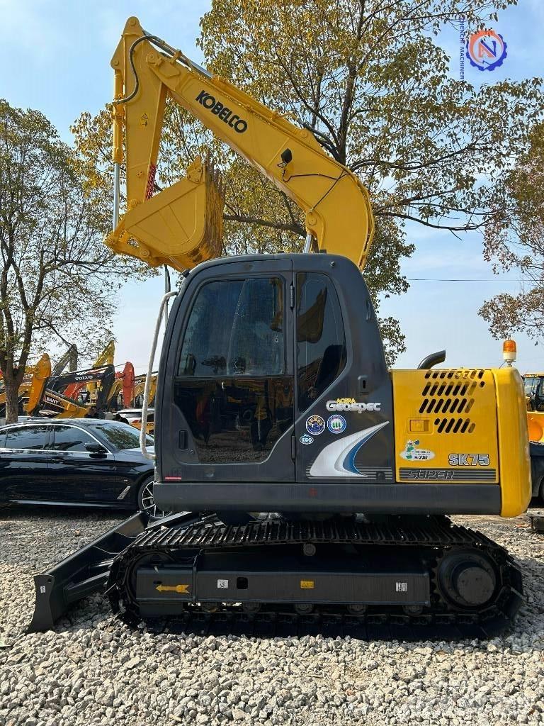 Kobelco SK 75 Bandgrävare
