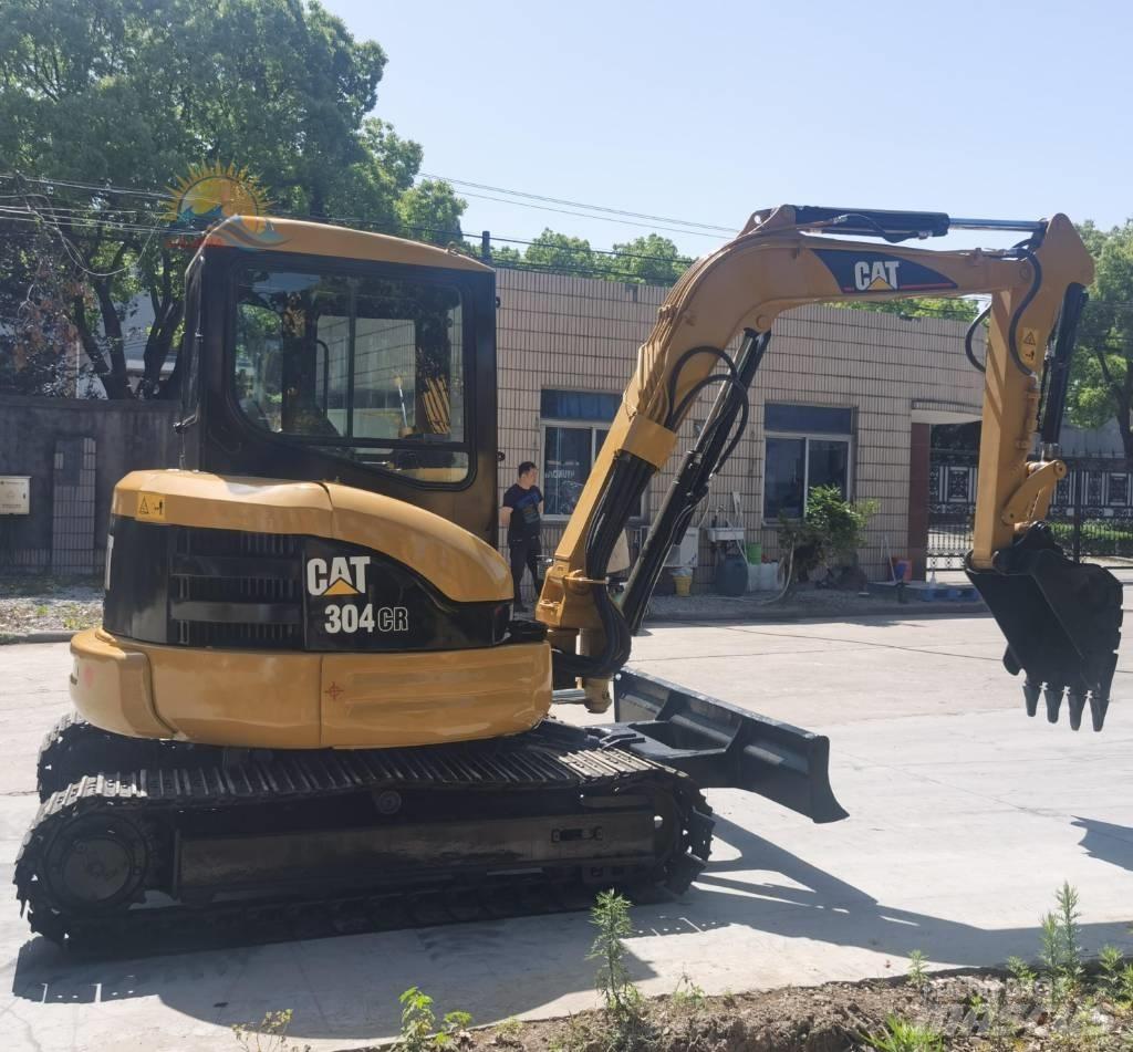 CAT 304 CR Minigrävare < 7t