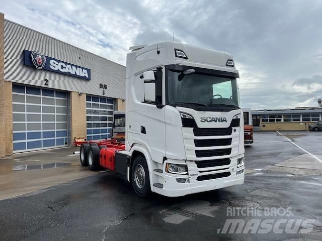 Scania S 590 Chassier
