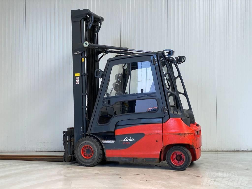 Linde E30-01 Elmotviktstruckar