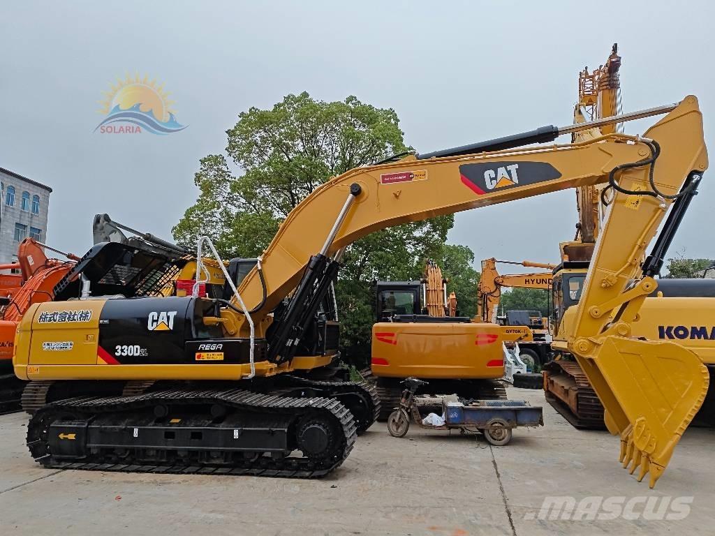 CAT 330 D2L Bandgrävare
